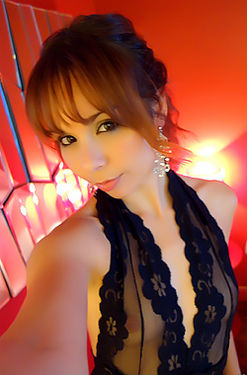 Ariel Rebel Selfies