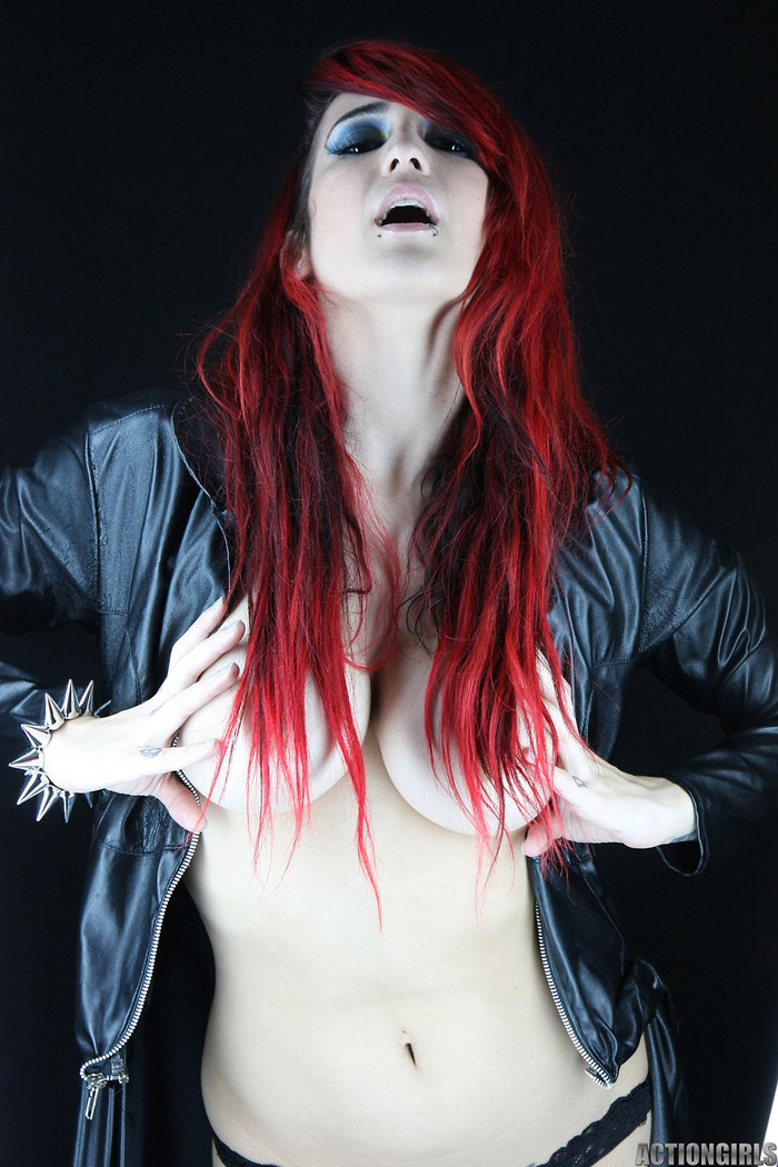 Actiongirls Presents Renata