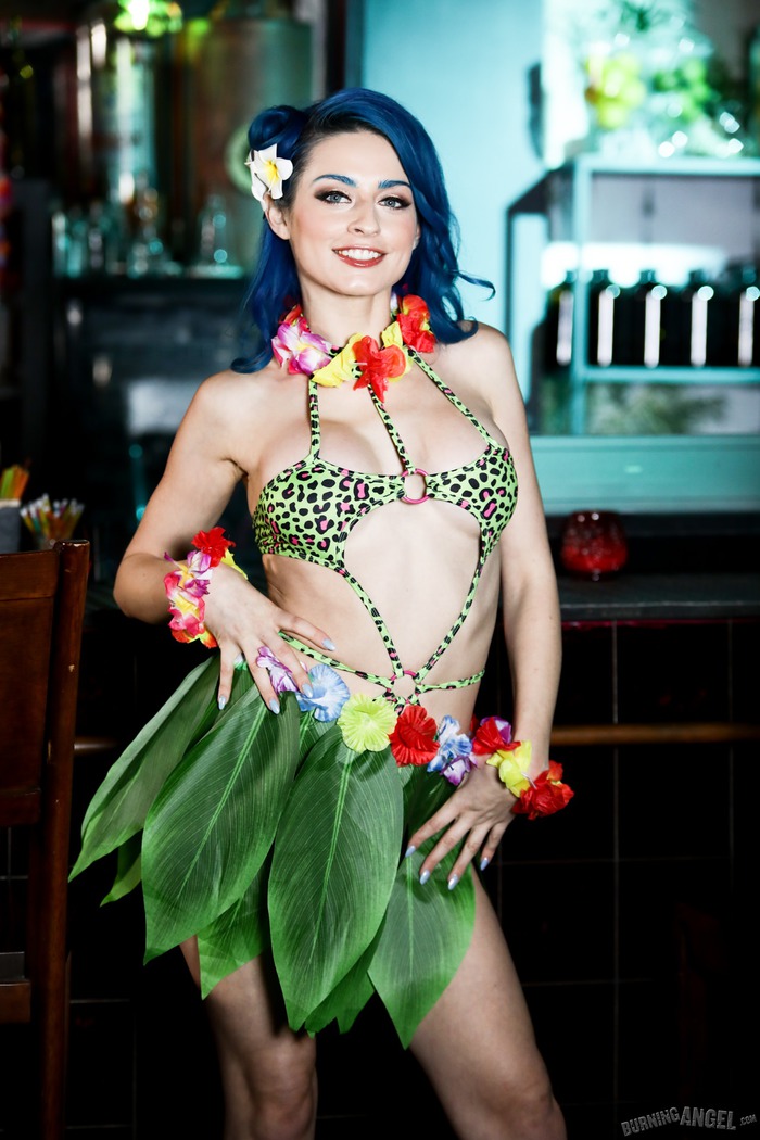 Evil Tiki Babes: Episode 1