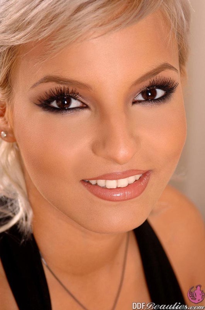 Eve Smile by DDF Beauties