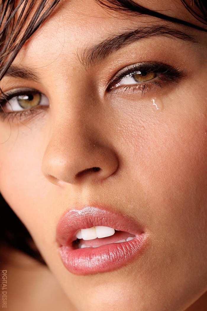 Victoria Valmer Wet In The Tub