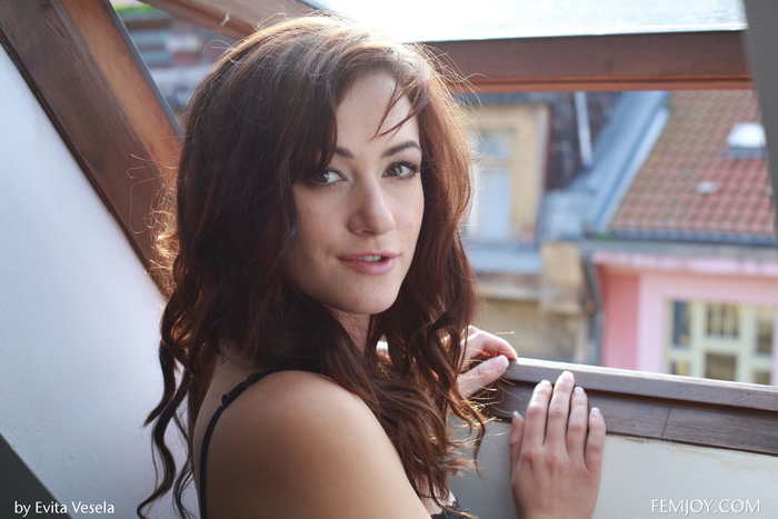 Tess L In Stick Around