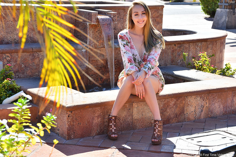 Her Casual Style