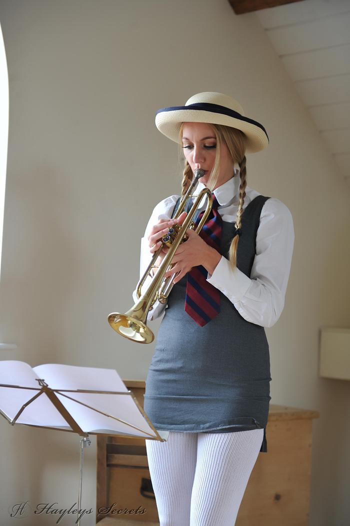 Hayley Marie Music Lesson