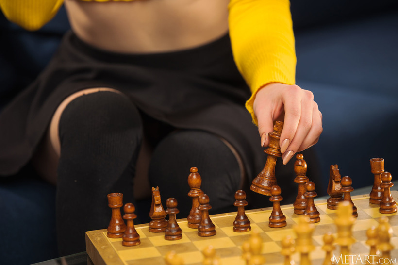 Strip Chess - picture 2