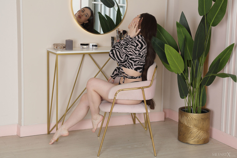 My Reflection | Emily Eliot | Met-Art X