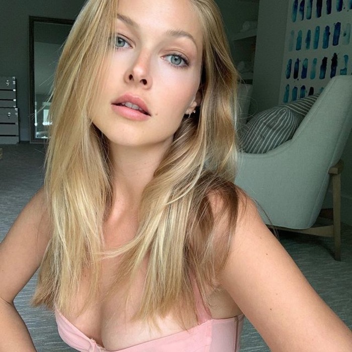 Fashion Model Ashley Smouter