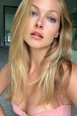 Fashion Model Ashley Smouter