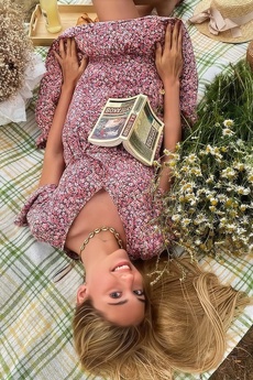 Girl From Moscow | Anya Ruban