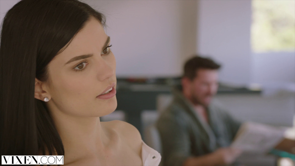 Young Actress Has Crazy Passionate Sex